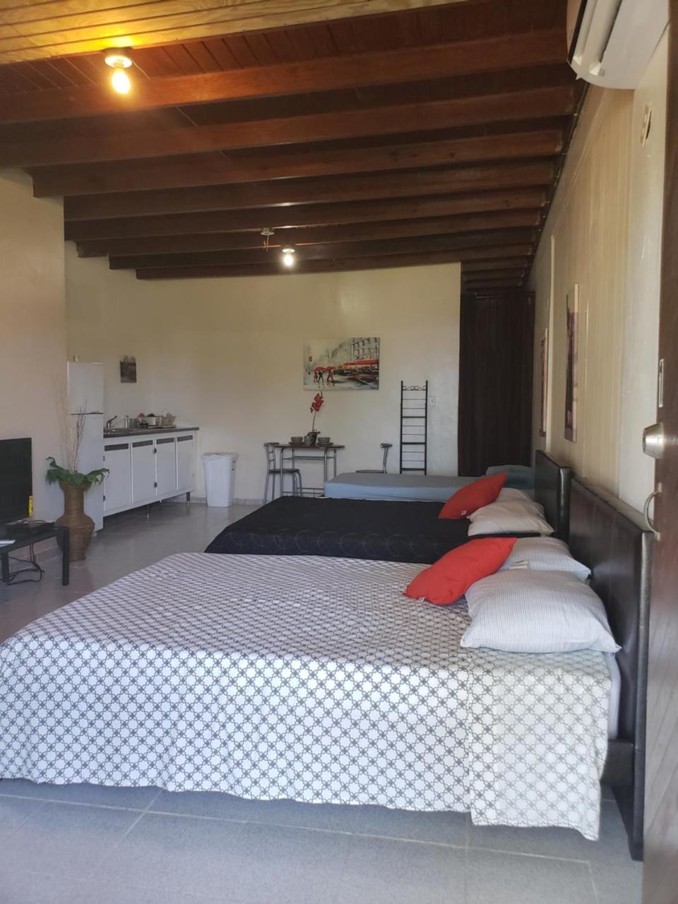 Jardin Del Mar Guesthouse Hatillo Ngoại thất bức ảnh